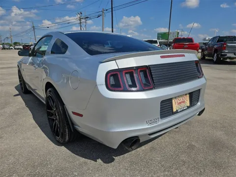 More photos of 2013 Ford Mustang GT Premium at Vincent Motor Company, TX