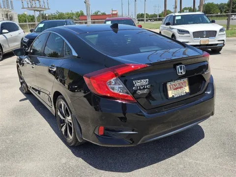More photos of 2016 Honda Civic Touring at Vincent Motor Company, TX