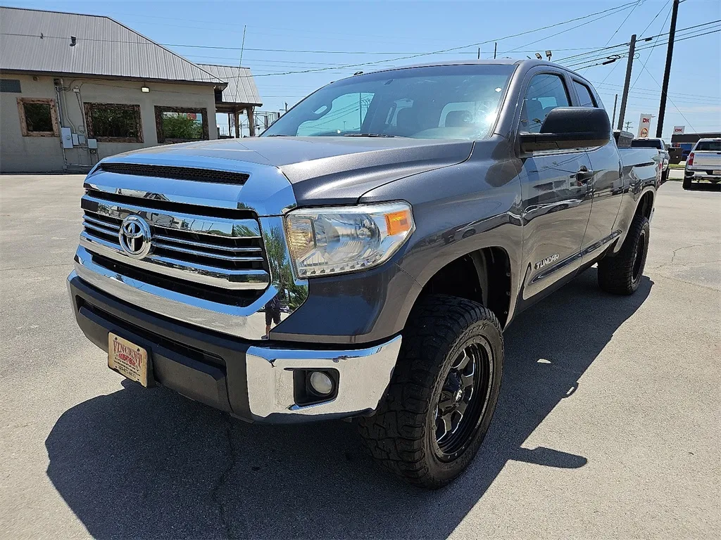 Gray 2017 Toyota Tundra SR5 for sale in Abilene, TX