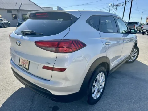 More photos of 2019 Hyundai Tucson SE at Vincent Motor Company, TX