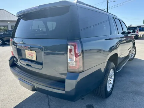 More photos of 2020 GMC Yukon XL SLT at Vincent Motor Company, TX
