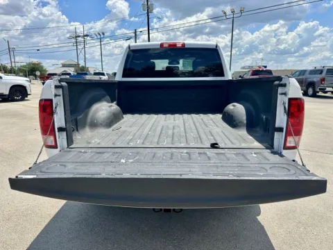 More photos of 2019 Ram 1500 Classic Tradesman at Vincent Motor Company, TX