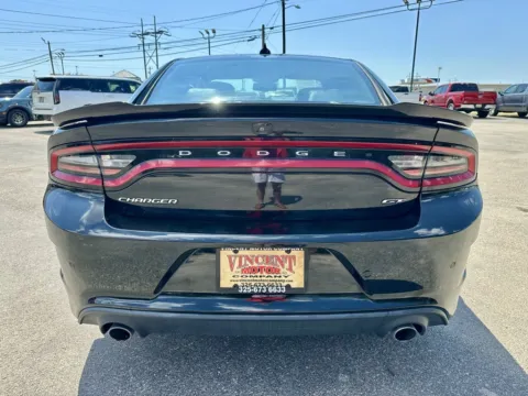 More photos of 2021 Dodge Charger GT at Vincent Motor Company, TX