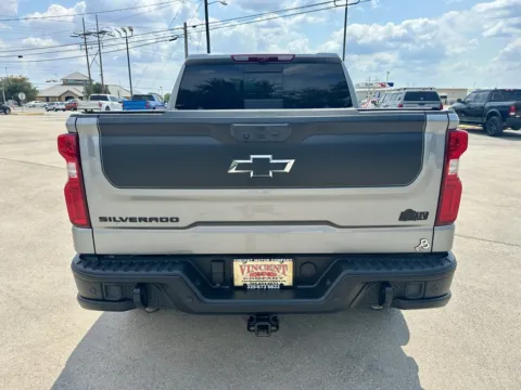 More photos of 2024 Chevrolet Silverado 1500 ZR2 at Vincent Motor Company, TX