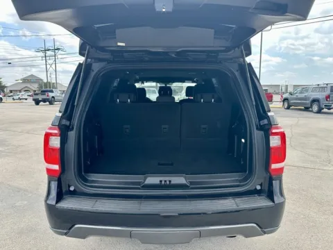 More photos of 2019 Ford Expedition XL at Vincent Motor Company, TX