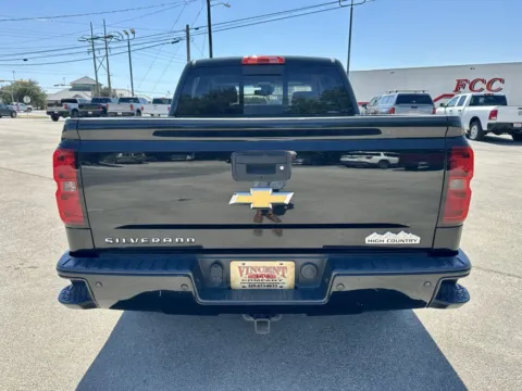 More photos of 2014 Chevrolet Silverado 1500 High Country at Vincent Motor Company, TX