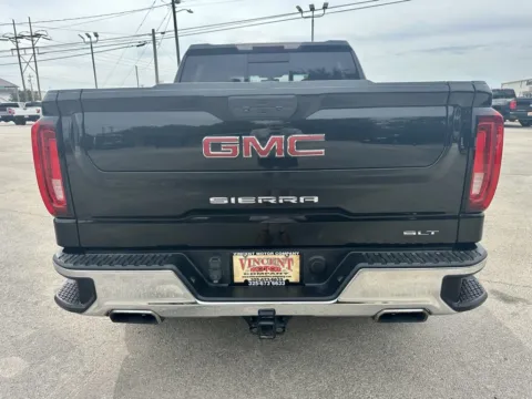 More photos of 2021 GMC Sierra 1500 SLT at Vincent Motor Company, TX