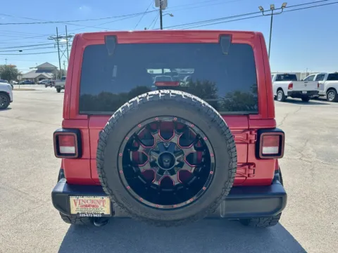 More photos of 2018 Jeep Wrangler Unlimited Sahara at Vincent Motor Company, TX