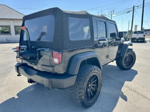 More photos of 2014 Jeep Wrangler Unlimited Sport at Vincent Motor Company, TX