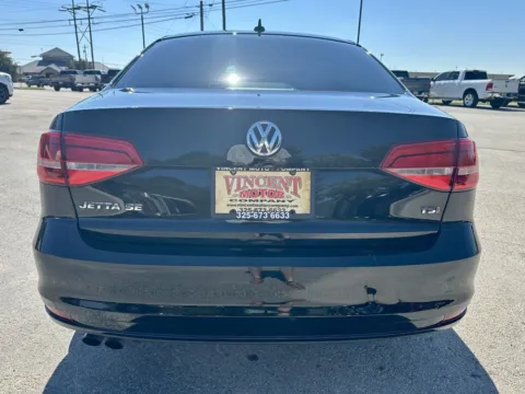 More photos of 2015 Volkswagen Jetta 1.8T SE at Vincent Motor Company, TX