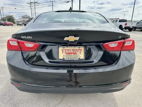 More photos of 2024 Chevrolet Malibu LT at Vincent Motor Company, TX
