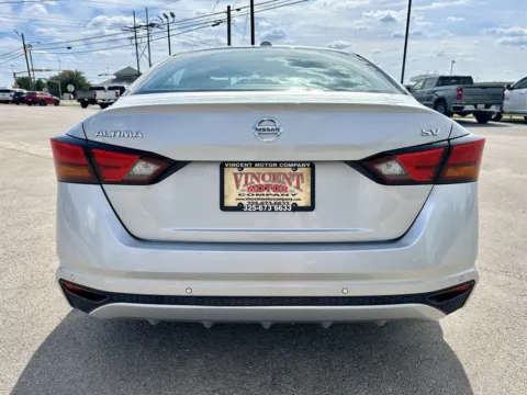 More photos of 2022 Nissan Altima 2.5 SV at Vincent Motor Company, TX