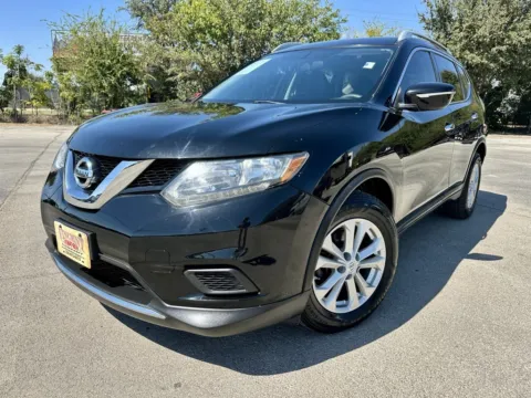 Black 2014 Nissan Rogue SV for sale in Abilene, TX