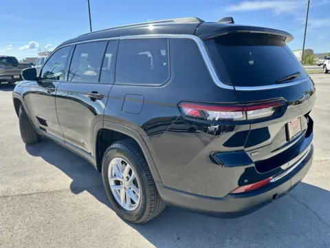 Another view of 2022 Jeep Grand Cherokee L Laredo for sale in Abilene, TX at Vincent Motor Company