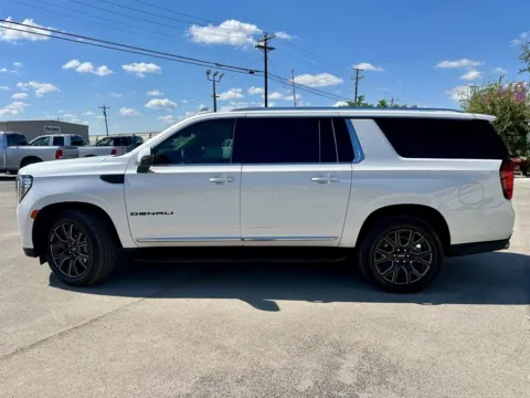 Photos of 2023 GMC Yukon XL Denali for sale in Abilene, TX at Vincent Motor Company