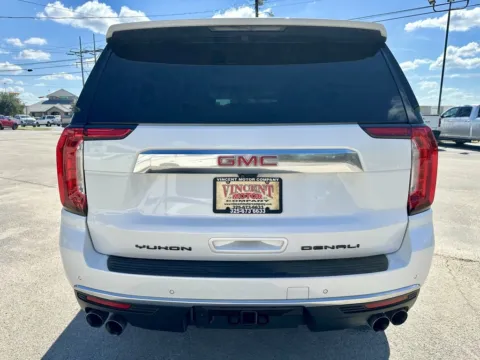 More photos of 2023 GMC Yukon XL Denali at Vincent Motor Company, TX