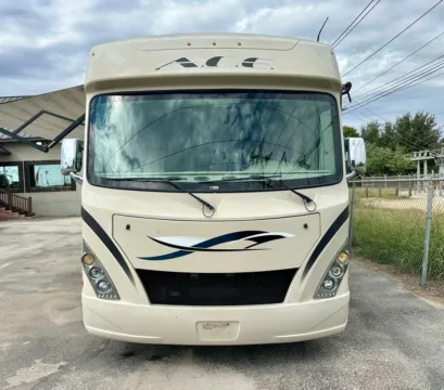 Photos of 2017 Thor Motor Coach A.C.E. Series Evo 30.4 for sale in Abilene, TX at Vincent Motor Company