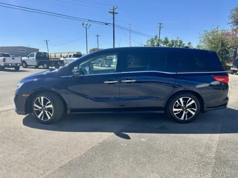 Photos of 2018 Honda Odyssey Elite for sale in Abilene, TX at Vincent Motor Company