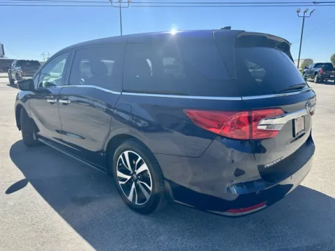 Another view of 2018 Honda Odyssey Elite for sale in Abilene, TX at Vincent Motor Company