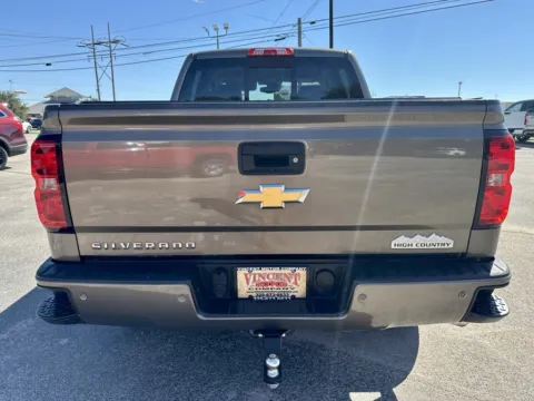 More photos of 2015 Chevrolet Silverado 1500 High Country at Vincent Motor Company, TX