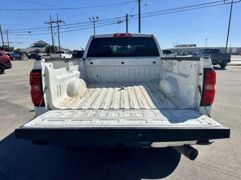 More photos of 2019 Chevrolet Silverado 2500HD LT at Vincent Motor Company, TX