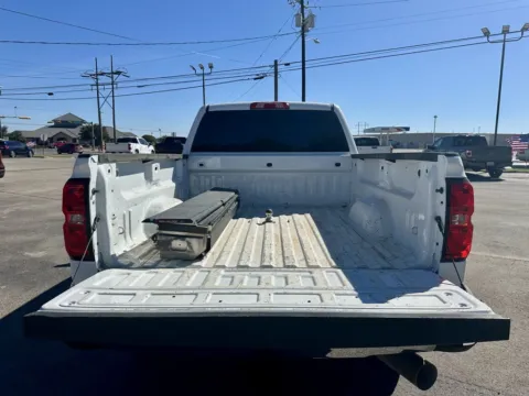 More photos of 2018 Chevrolet Silverado 2500HD Work Truck at Vincent Motor Company, TX