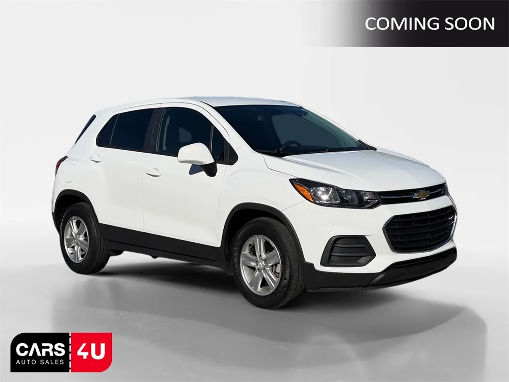 2021 Chevrolet Trax LS's photo