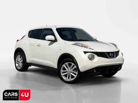 White 2013 Nissan Juke SL for sale in Knoxville, TN