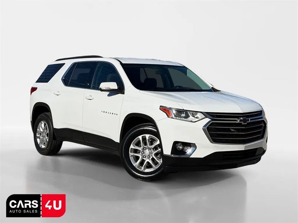 White 2021 Chevrolet Traverse LT for sale in Knoxville, TN