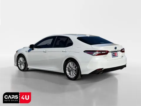More photos of 2019 Toyota Camry Hybrid XLE at Cars 4 U LLC, TN