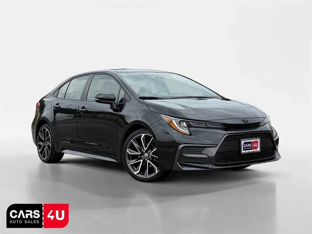 Black 2022 Toyota Corolla SE for sale in Knoxville, TN