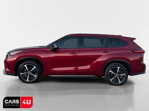 More photos of 2021 Toyota Highlander XSE at Cars 4 U LLC, TN