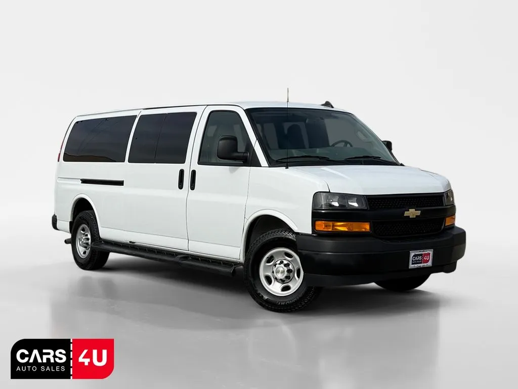 White 2023 Chevrolet Express 3500 LS for sale in Knoxville, TN