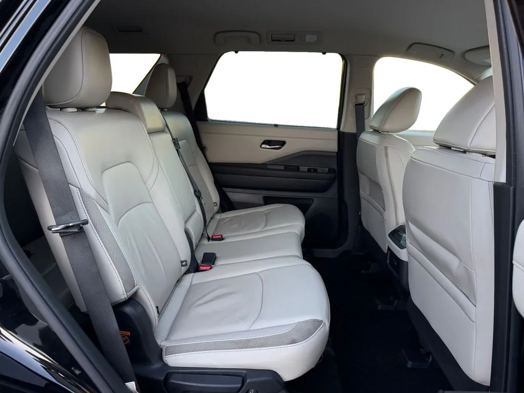2024 Nissan Pathfinder SL - Photo 20
