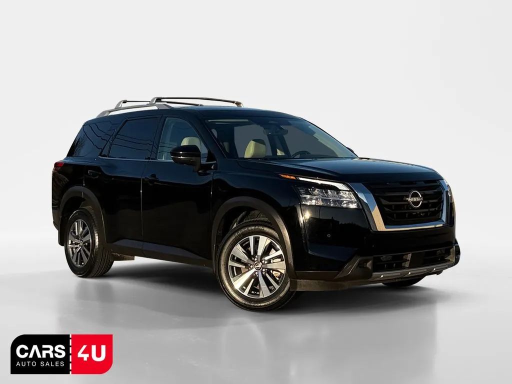 Black 2024 Nissan Pathfinder SL for sale in Knoxville, TN