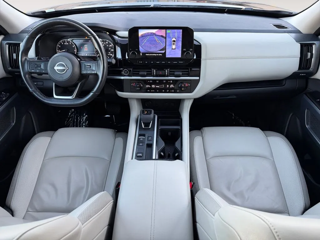 2024 Nissan Pathfinder SL - Photo 16