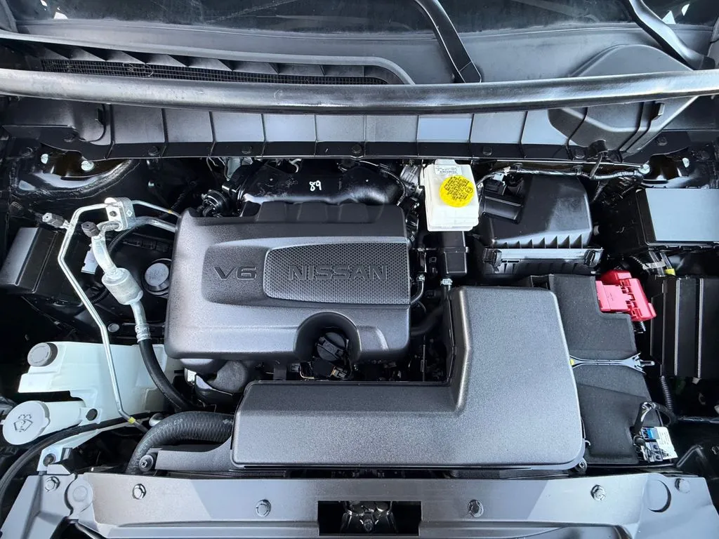 2024 Nissan Pathfinder SL - Photo 9