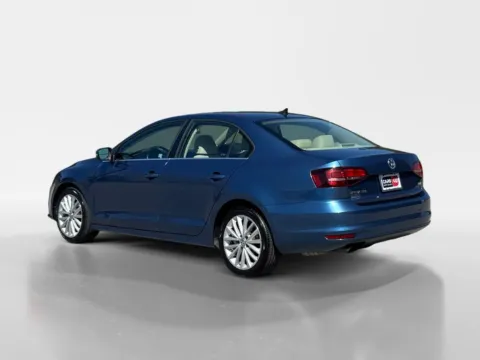 More photos of 2016 Volkswagen Jetta 1.8T SEL at Cars 4 U LLC, TN