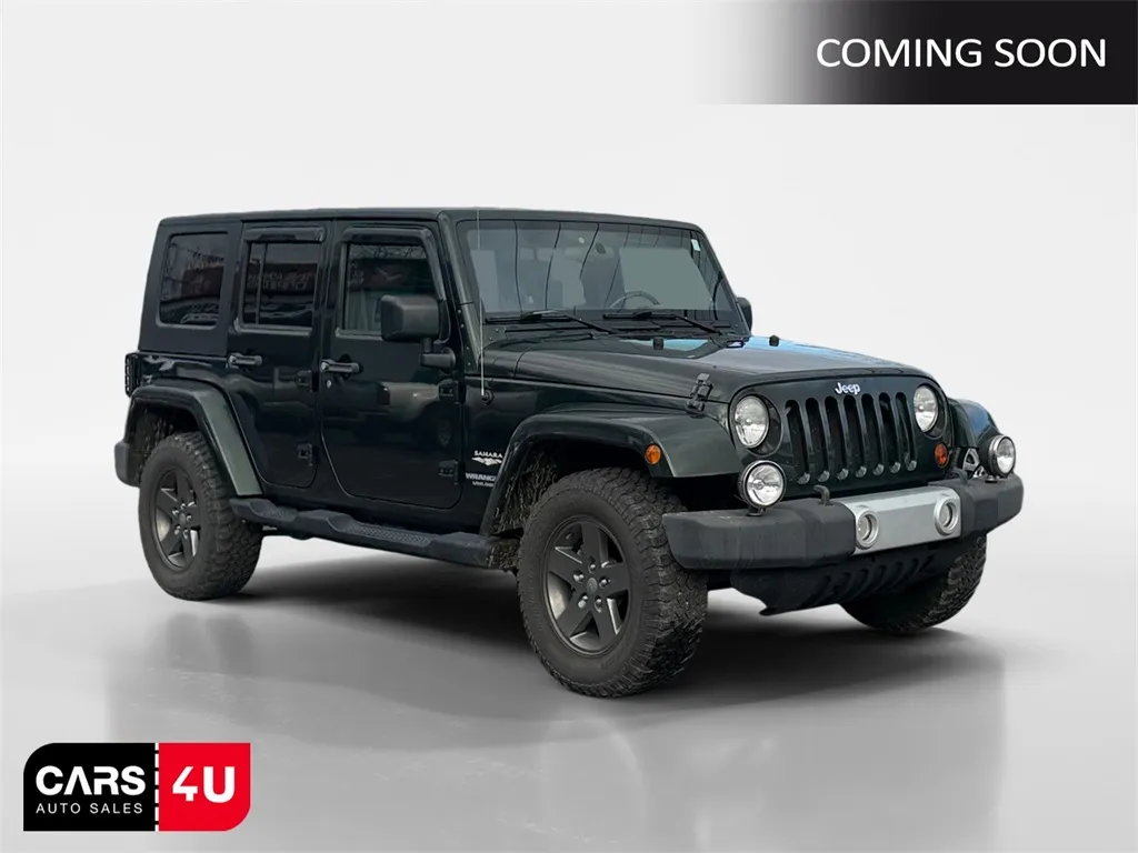 Green 2010 Jeep Wrangler Unlimited Sahara for sale in Knoxville, TN