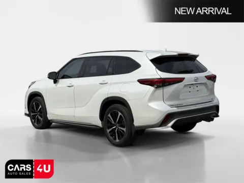 More photos of 2022 Toyota Highlander XSE at Cars 4 U LLC, TN