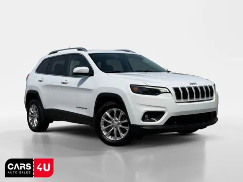 White 2019 Jeep Cherokee Latitude for sale in Knoxville, TN