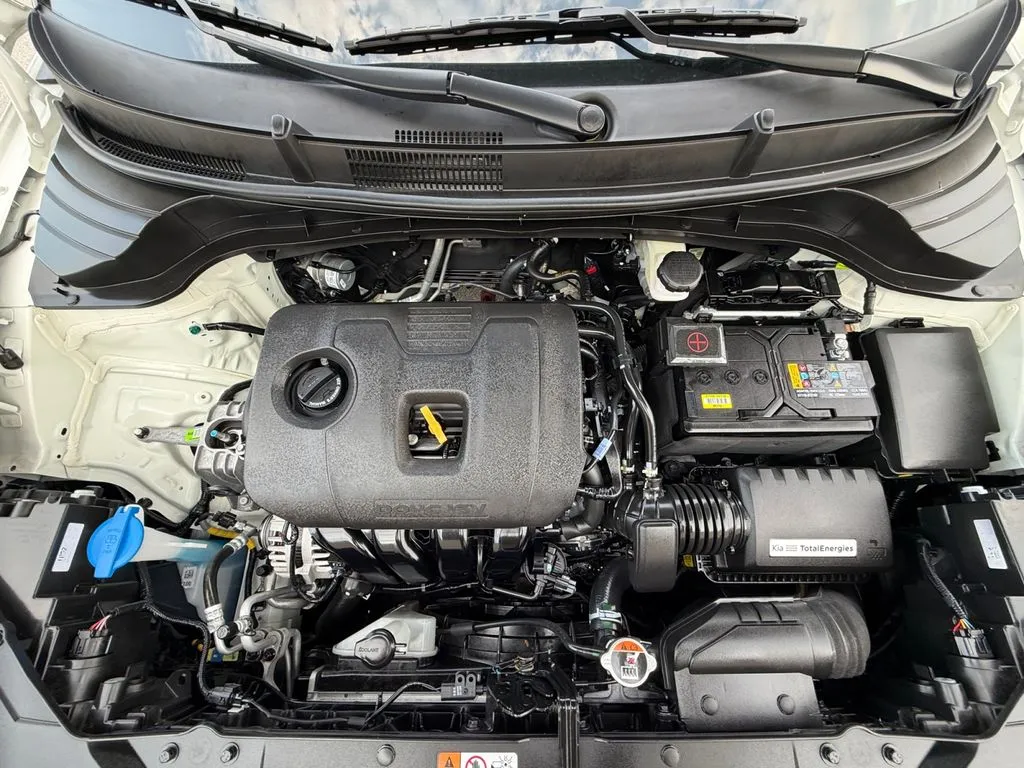2025 Kia Soul LX - Photo 9