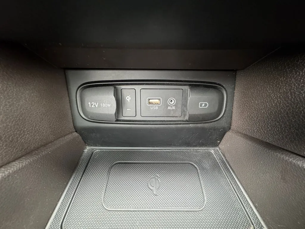 2020 Hyundai Santa Fe Limited - Photo 31