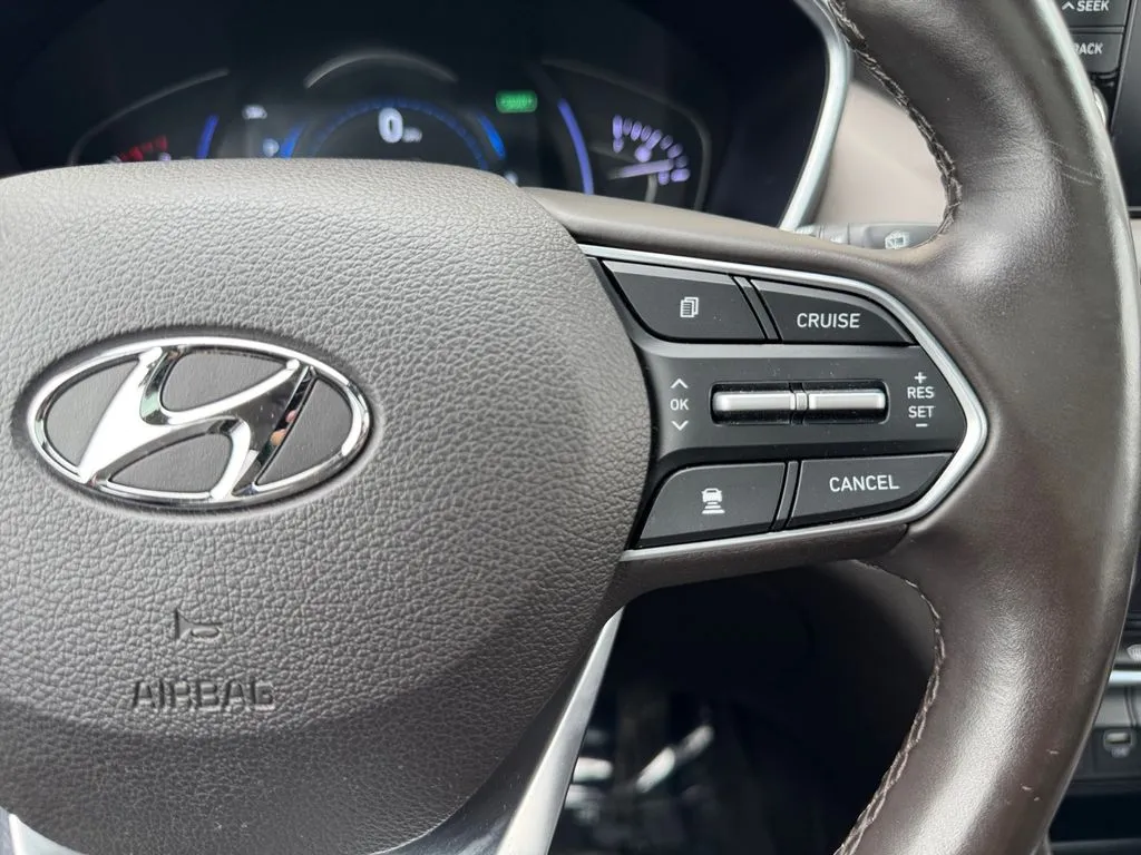 2020 Hyundai Santa Fe Limited - Photo 24