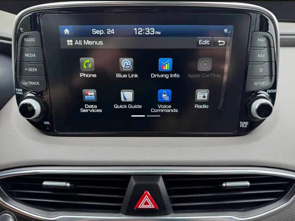 2020 Hyundai Santa Fe Limited - Photo 13