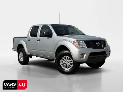 Silver 2018 Nissan Frontier SV for sale in Knoxville, TN