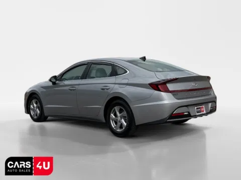More photos of 2023 Hyundai Sonata SE at Cars 4 U LLC, TN