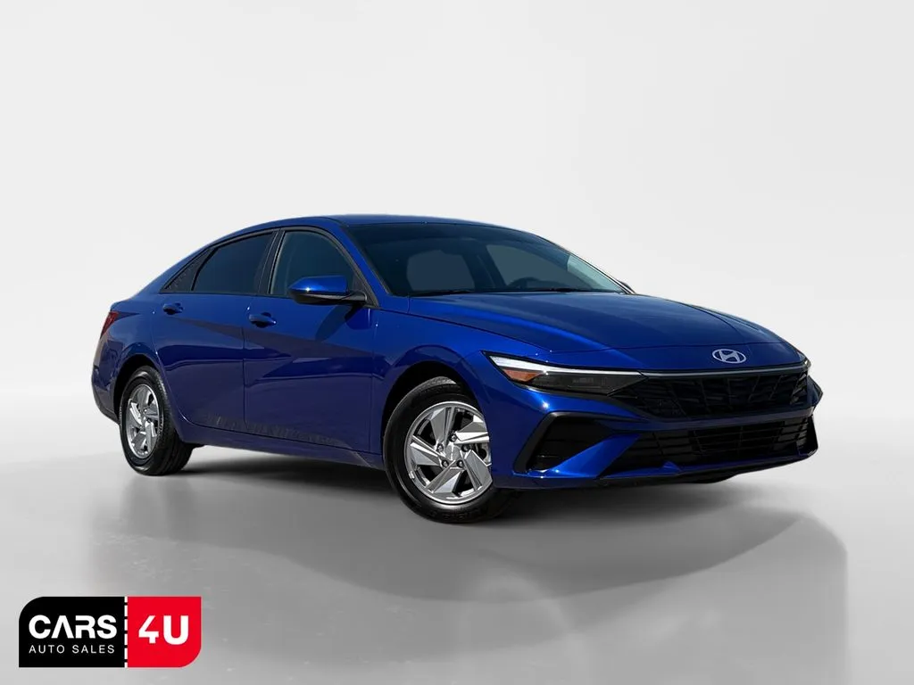 Blue 2025 Hyundai Elantra SE for sale in Knoxville, TN