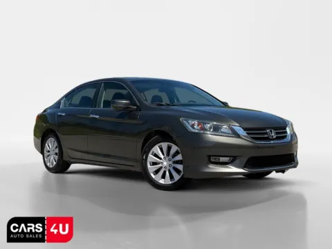 Silver 2013 Honda Accord EX-L for sale in Knoxville, TN