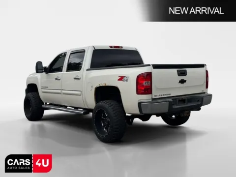 More photos of 2013 Chevrolet Silverado 1500 LT at Cars 4 U LLC, TN